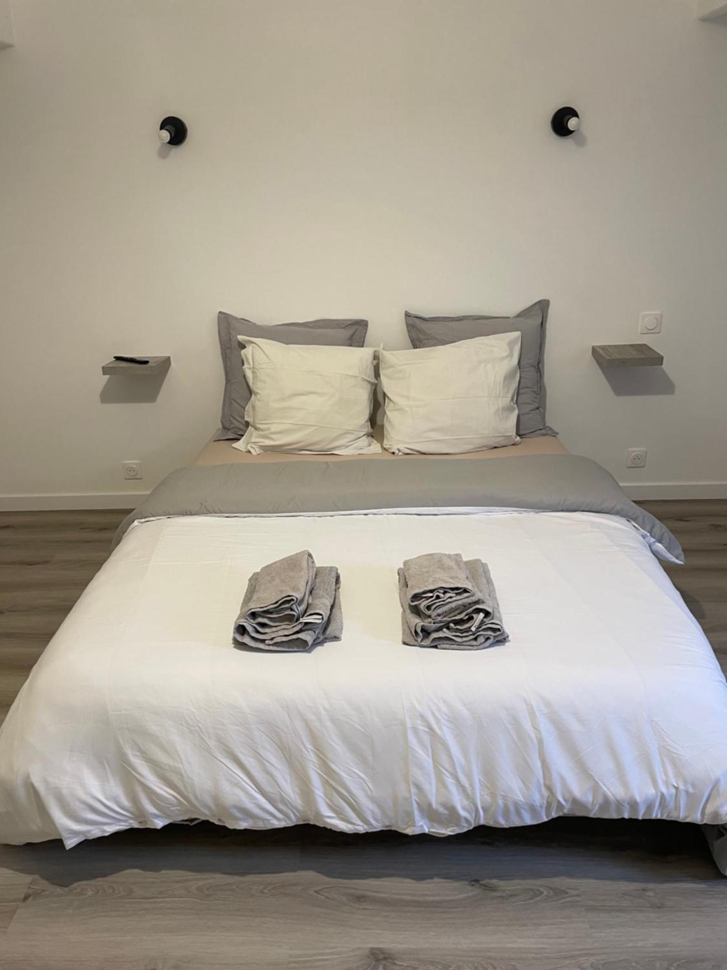 Maison Detente De 100 M2 Uniquement Couple-Famille-Travailleurs Villeparisis Eksteriør billede