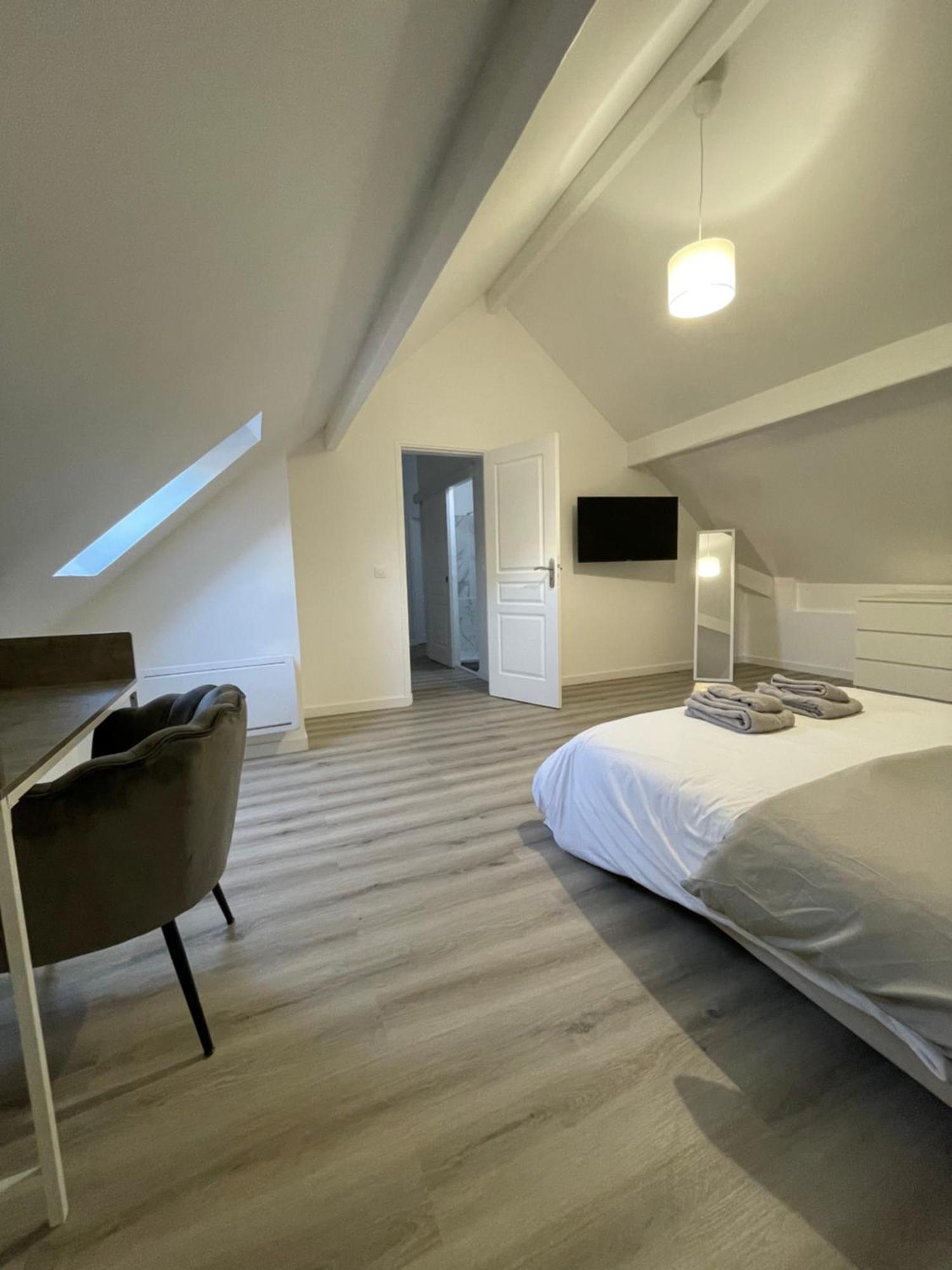 Maison Detente De 100 M2 Uniquement Couple-Famille-Travailleurs Villeparisis Eksteriør billede
